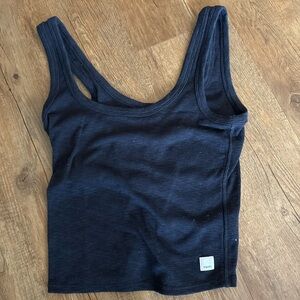 Vuori black tank top